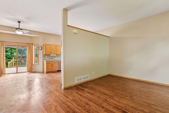 8688 Vagabond Ln N, Maple Grove, MN 55311 - photo 7