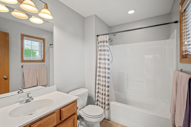 1358 Phalen Blvd, Saint Paul, MN 55106 - full bath featuring vanity and shower / bath combination with curtain
