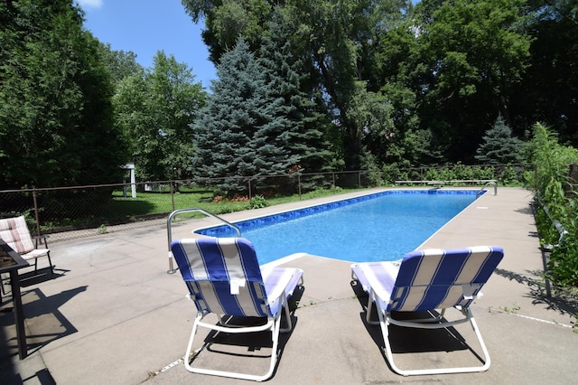 2520 Allen Dr, Burnsville, MN 55337 - photo 3
