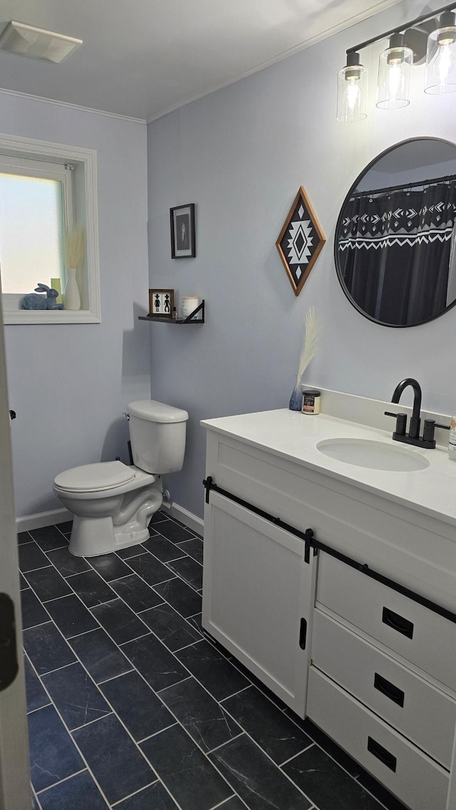 1515 3rd Ave NE, Owatonna, MN 55060 - bathroom with vanity, crown molding, and curtained shower