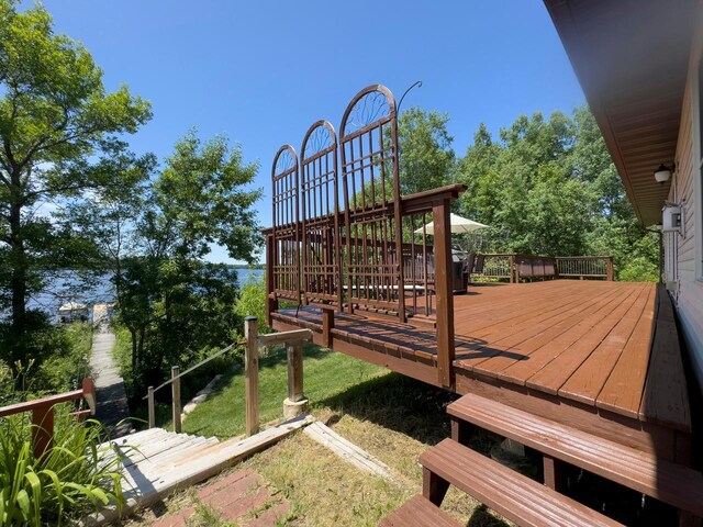 410 Pospeck Ln, Hoyt Lakes, MN 55750 - view of deck