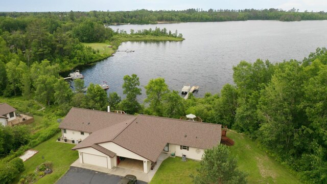 410 Pospeck Ln, Hoyt Lakes, MN 55750 - aerial view of property and surrounding area with a nearby body of water and a heavily wooded area