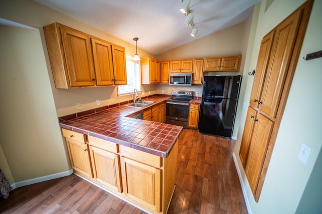 730 9th St SW, Pine Island, MN 55963 - photo 7