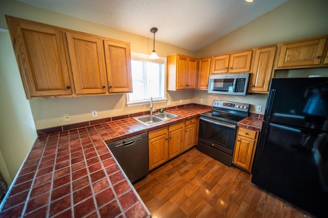 730 9th St SW, Pine Island, MN 55963 - photo 8