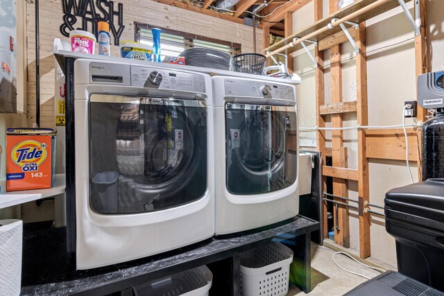 7401 River Shore Ln, Champlin, MN 55316 - washroom with washer and clothes dryer