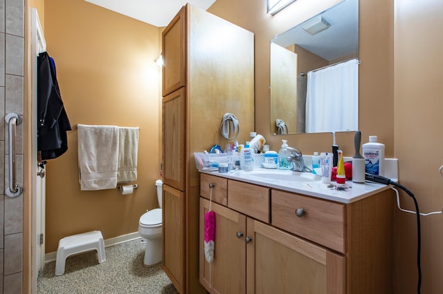 15212 667th St, Wabasha, MN 55981 - full bath with toilet and vanity