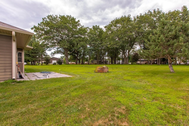 15212 667th St, Wabasha, MN 55981 - view of green lawn featuring a patio area