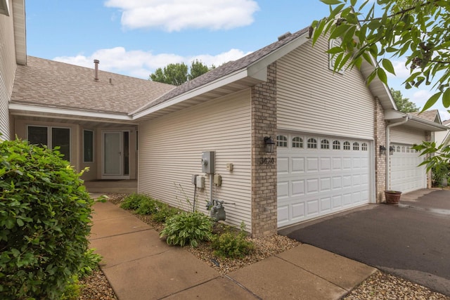 3424 Eagan Oaks Ct, Eagan, MN 55123 - photo 1