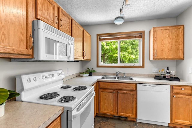 7792 Arboretum Village Cir, Chanhassen, MN 55317 - photo 8
