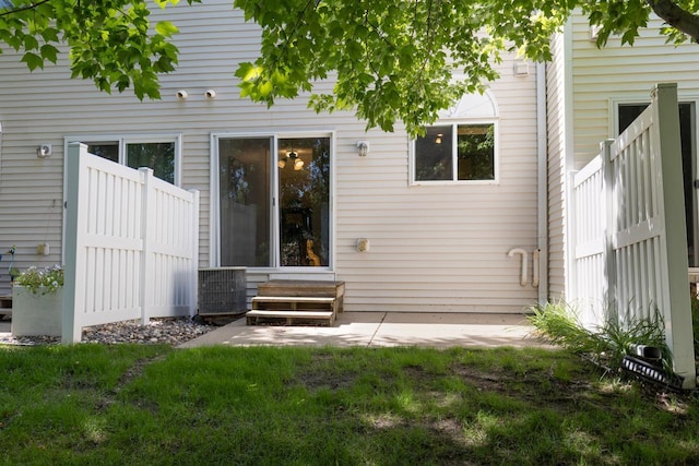 7792 Arboretum Village Cir, Chanhassen, MN 55317 - photo 17