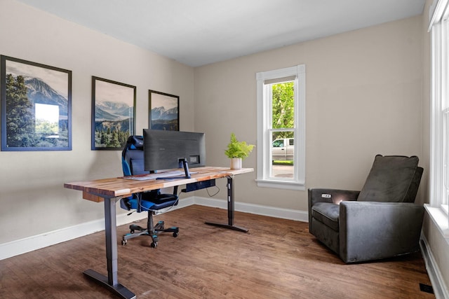 823 Owens St N, Stillwater, MN 55082 - office area with wood finished floors
