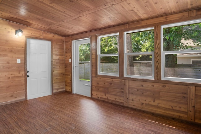 823 Owens St N, Stillwater, MN 55082 - view of unfurnished sunroom