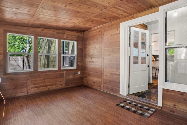 823 Owens St N, Stillwater, MN 55082 - view of unfurnished sunroom