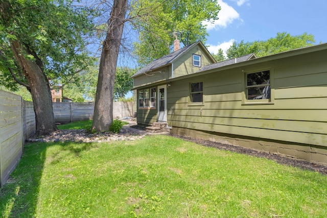823 Owens St N, Stillwater, MN 55082 - fenced backyard featuring entry steps