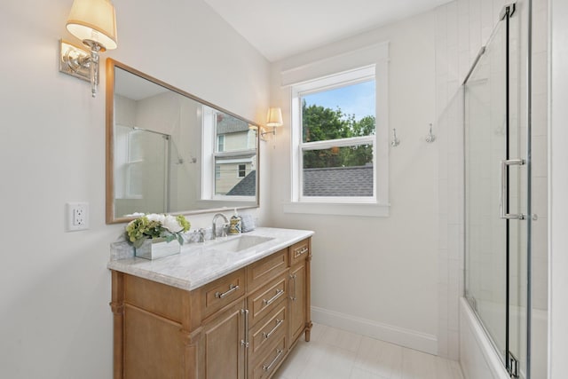 109 Pine St E, Stillwater, MN 55082 - full bath with vanity and bath / shower combo with glass door
