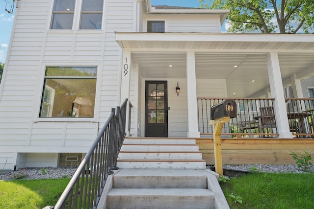109 Pine St E, Stillwater, MN 55082 - doorway to property featuring a porch