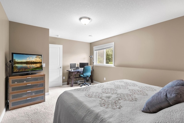 18837 Javelin Way, Lakeville, MN 55044 - bedroom featuring carpet floors and a desk