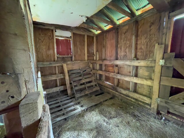 5566 Little Marais Rd, Crystal Bay Twp, MN 55603 - view of horse barn