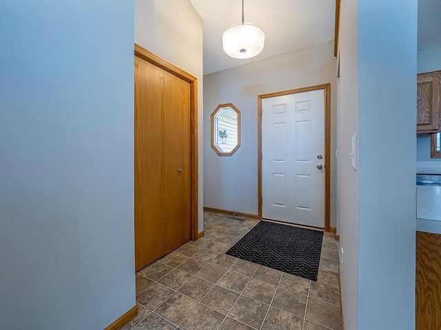 133 Summerfield Ct, Waverly, MN 55390 - foyer entrance with baseboards
