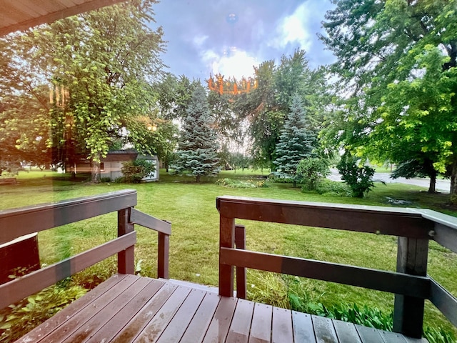 1002 6th Ave N, Wheaton, MN 56296 - wooden terrace with a lawn