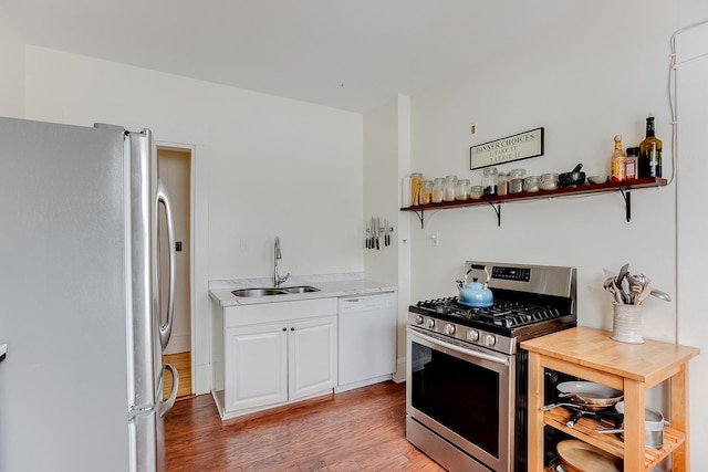 2433 22nd St, Minneapolis, MN 55405 - photo 24
