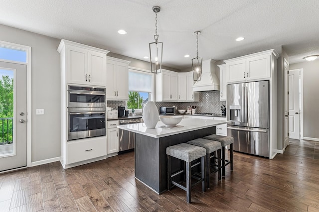 16395 Dunfield Dr, Lakeville, MN 55044 - photo 2
