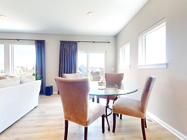 15613 116th Ave N, Dayton, MN 55369 - dining area featuring light wood-type flooring and recessed lighting