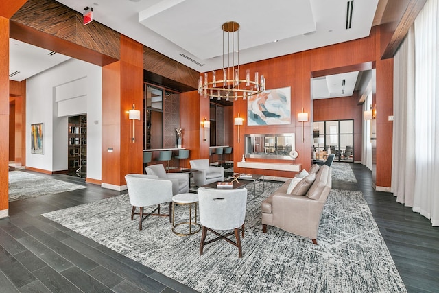 100 3rd Ave S Unit 805, Minneapolis, MN 55401 - building lobby with wooden walls