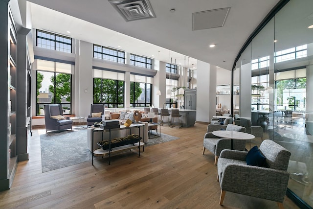 100 3rd Ave S Unit 805, Minneapolis, MN 55401 - building lobby featuring a towering ceiling and recessed lighting