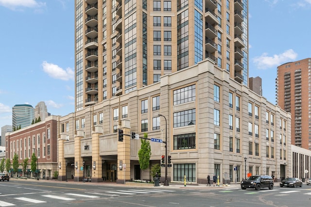 100 3rd Ave S Unit 805, Minneapolis, MN 55401 - view of property with a view of city