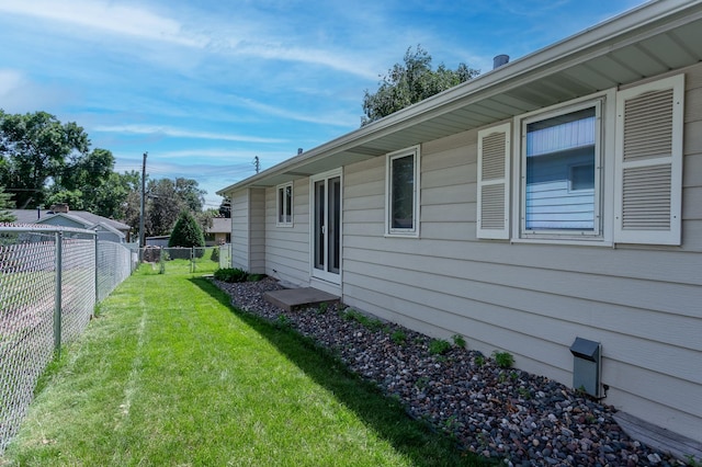 2808 34th Ave NE, Saint Anthony, MN 55418 - view of yard