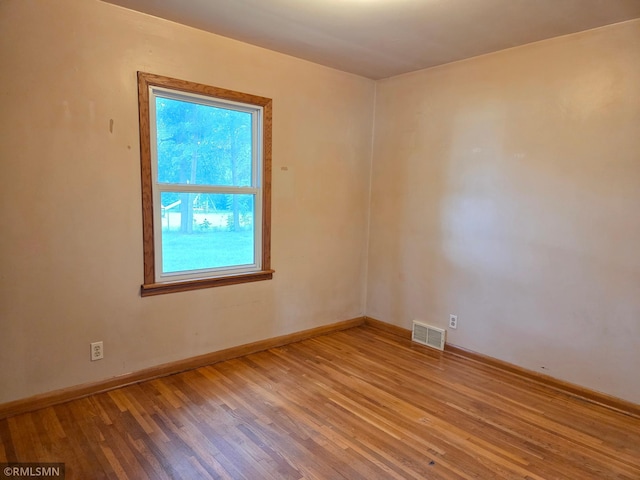 5607 Regent Ave N, Crystal, MN 55429 - photo 9