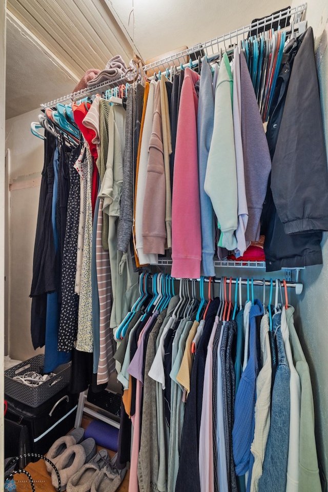 1636 2nd Ave S, Fargo, ND 58103 - view of spacious closet