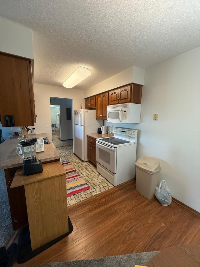 8935 Old Cedar Ave S Unit 211, Bloomington, MN 55425 - photo 10