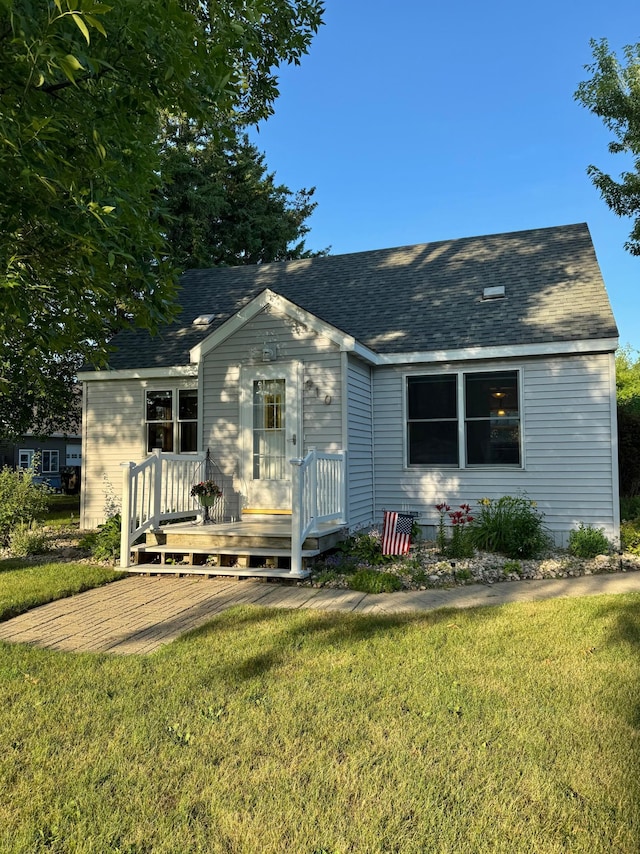 910 Tindolph Ave S, Thief River Falls, MN 56701 - photo 1