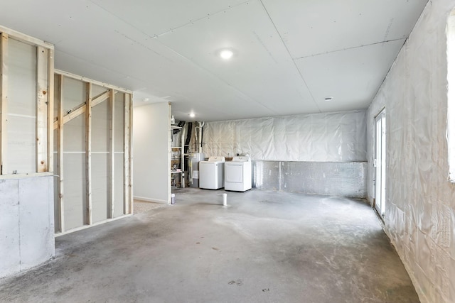 39685 Fallbrook Ave, North Branch, MN 55056 - below grade area featuring washing machine and dryer and water heater