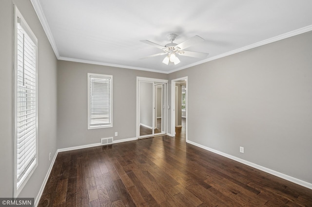 3308 Chippewa Rd, Minnetonka, MN 55305 - unfurnished bedroom featuring hardwood / wood-style flooring, crown molding, and ceiling fan