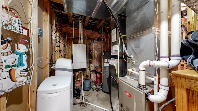 1404 8th St NW, Kasson, MN 55944 - utility room with water heater