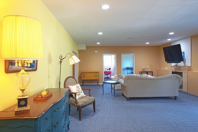 10199 330th St W, Northfield, MN 55057 - carpeted living area featuring recessed lighting