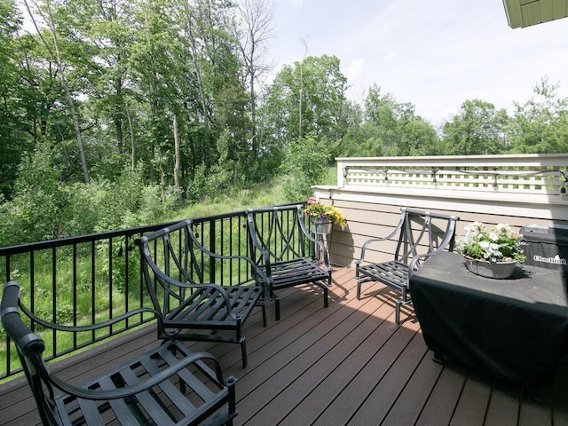 13324 Hillsboro Ave, Savage, MN 55378 - view of wooden terrace