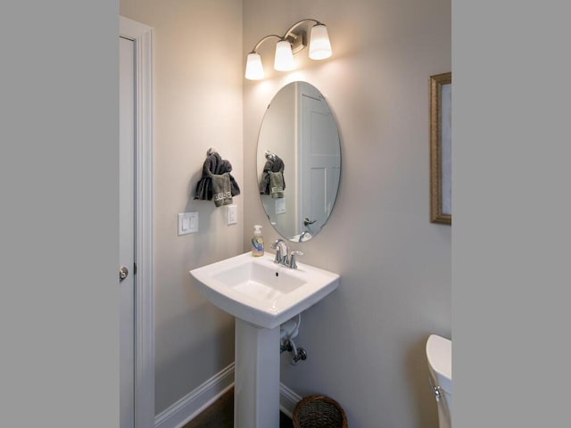 13324 Hillsboro Ave, Savage, MN 55378 - half bath featuring toilet and a sink