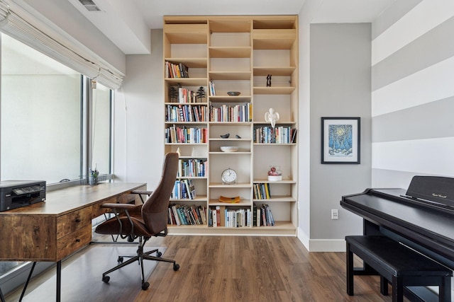 929 Portland Ave Unit 2510, Minneapolis, MN 55404 - office featuring wood finished floors and baseboards