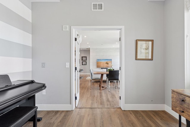 929 Portland Ave Unit 2510, Minneapolis, MN 55404 - office featuring wood finished floors and recessed lighting
