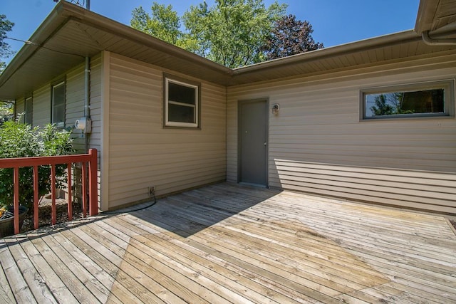 315 Pierce Ave, North Mankato, MN 56003 - view of wooden deck