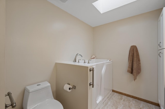 14575 Burma Ave W Unit 306, Rosemount, MN 55068 - bathroom with a skylight and a tub