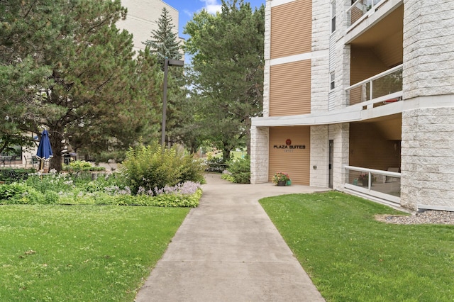 14575 Burma Ave W Unit 306, Rosemount, MN 55068 - view of home's community with a yard