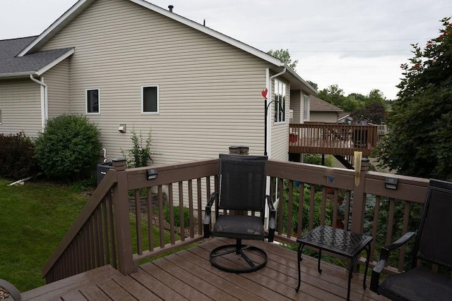 2518 Parkhill Ln SW, Rochester, MN 55902 - view of wooden deck