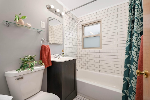 579 36th Ave NE, Minneapolis, MN 55418 - bathroom with shower / tub combo, vanity, and tile patterned flooring
