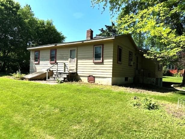 215 11th St, Montevideo, MN 56265 - photo 2