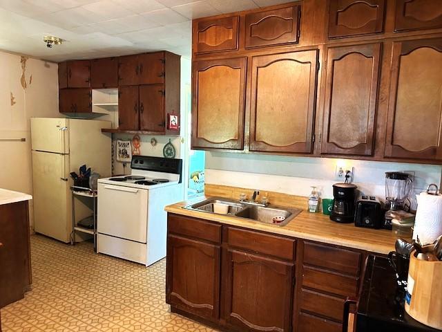 215 11th St, Montevideo, MN 56265 - photo 8